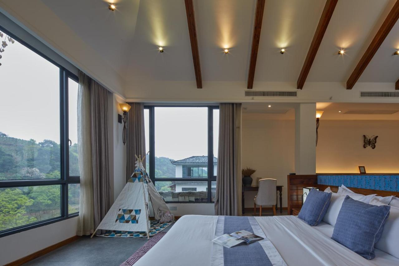 Li River 4*